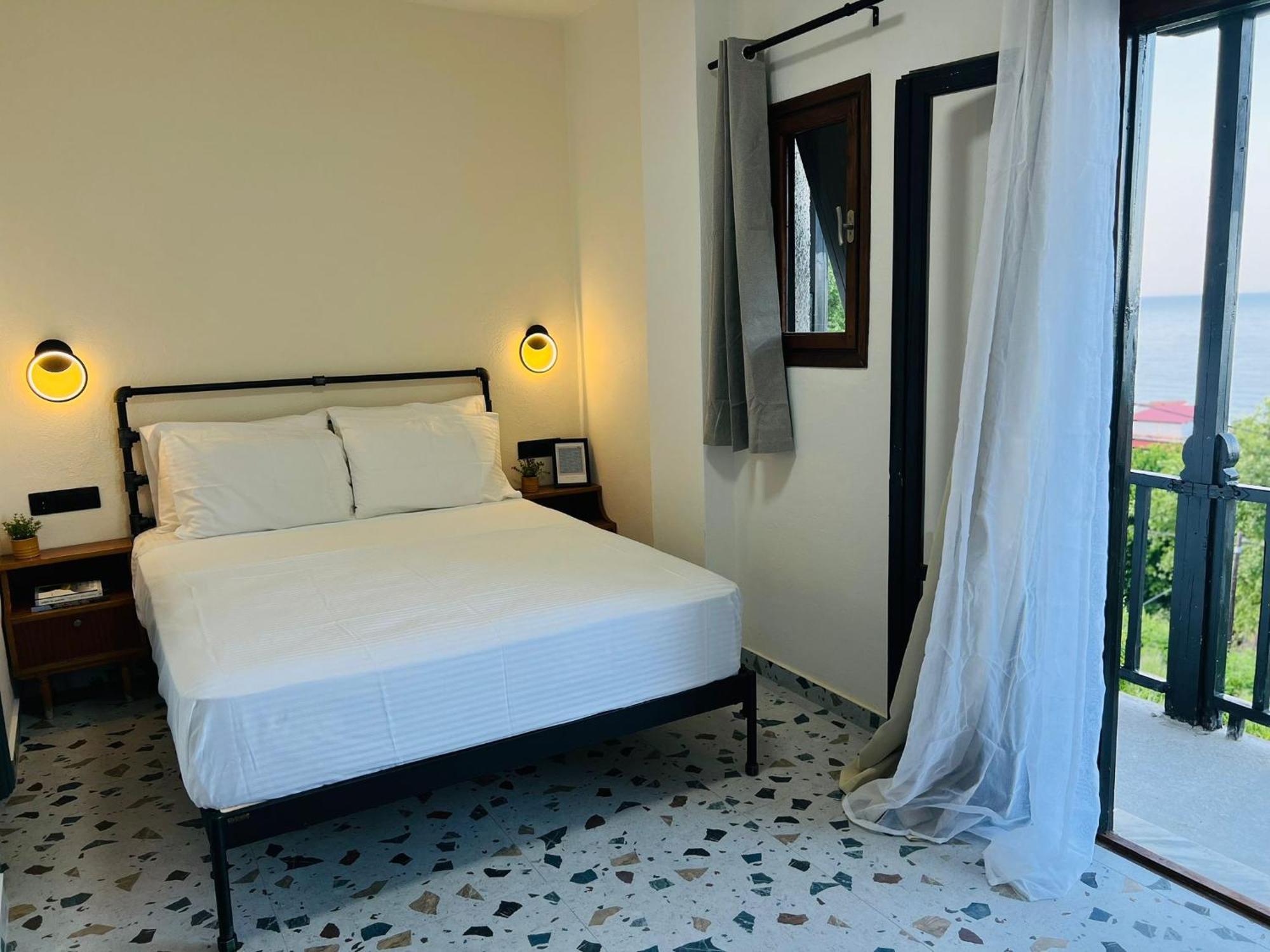 Yalla Chorefto - Hotel & Fun المظهر الخارجي الصورة